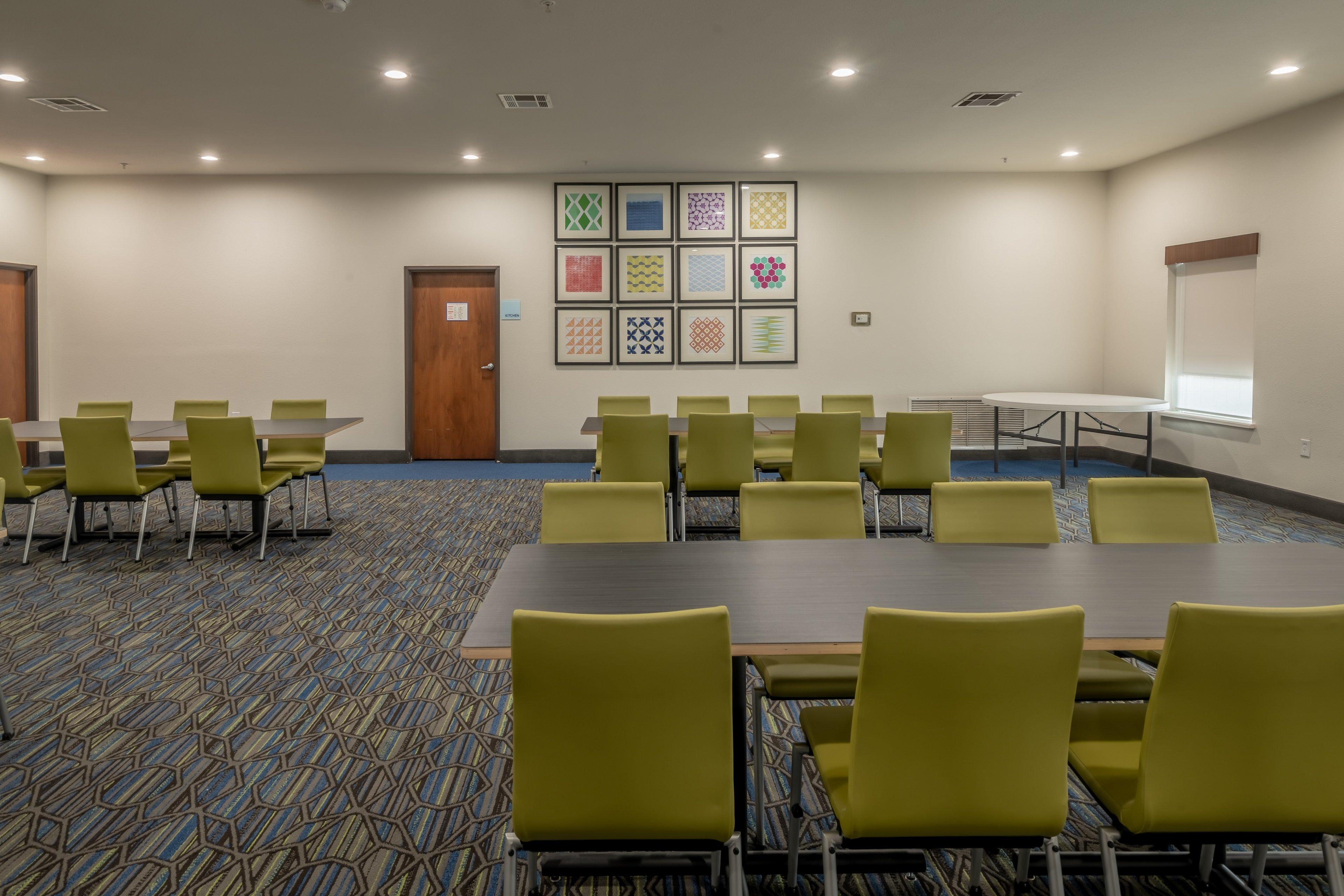 Holiday Inn Express & Suites N Waco Area - West By Ihg Εξωτερικό φωτογραφία