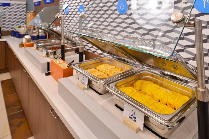 Holiday Inn Express & Suites N Waco Area - West By Ihg Εξωτερικό φωτογραφία